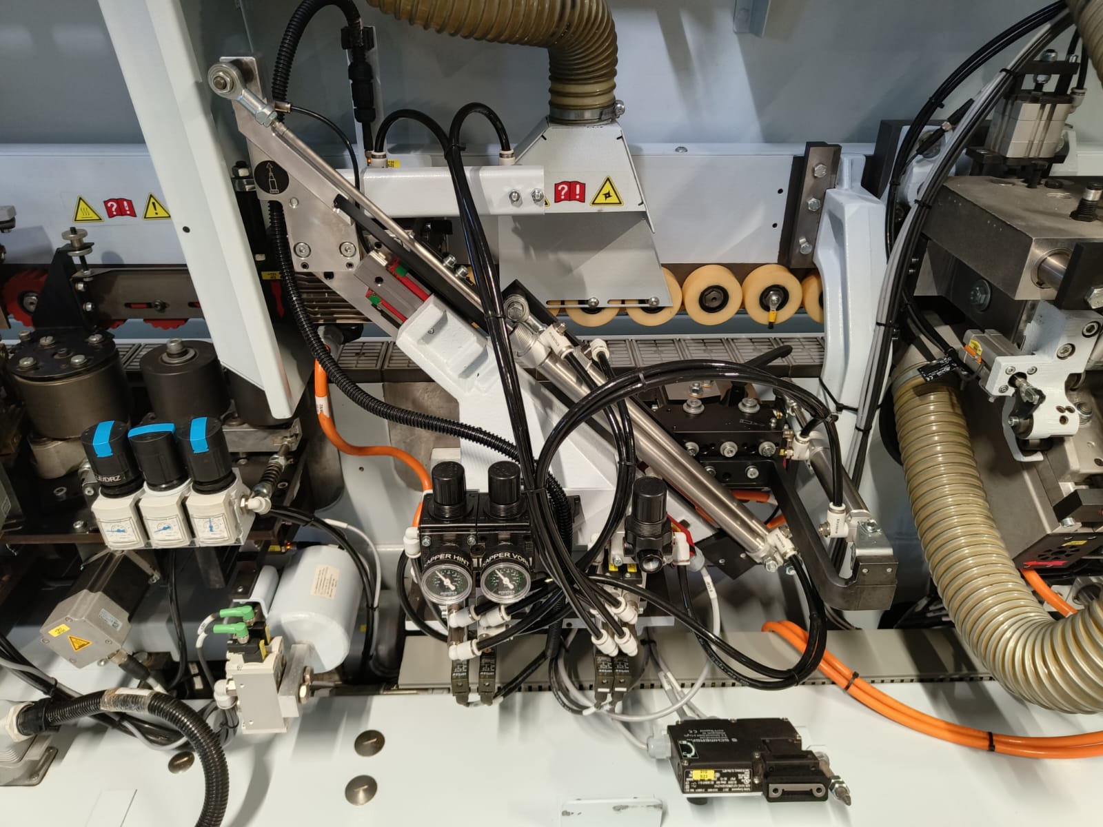 3635ca8b-0fa0-47aa-b77a-aed6cb1950e3