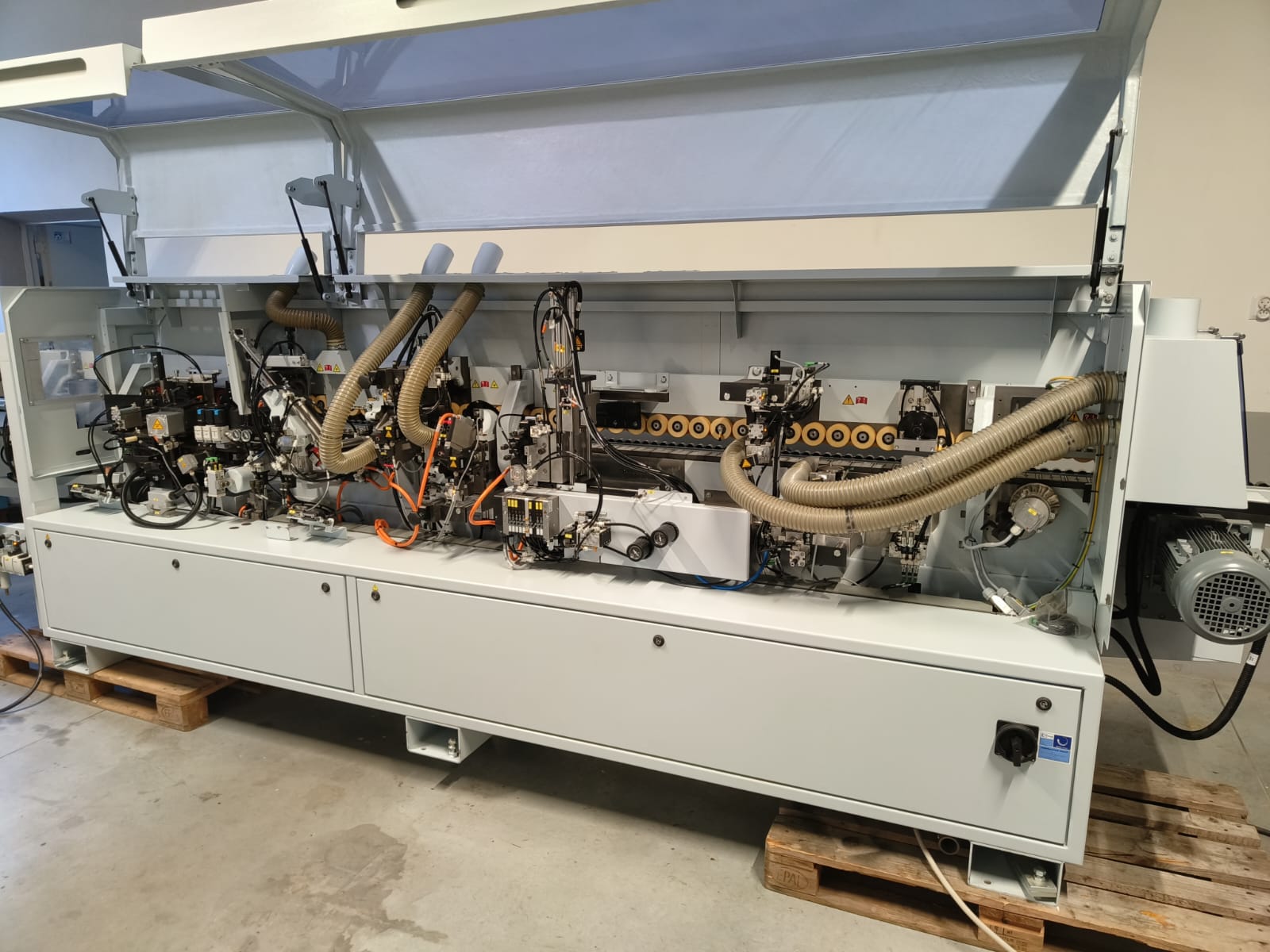 d1c2130d-4ed2-4995-aa17-9bd240263f64